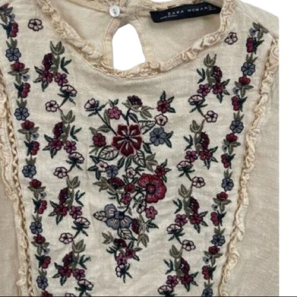 Zara Romantic embroidered blouse size medium - Picture 5 of 10